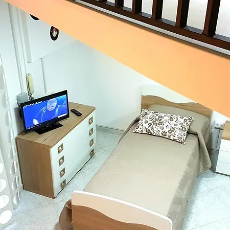 Nicla Naples